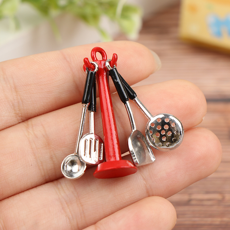 Kitchen Uncle - 1:12 Dollhouse Kitchen Utensil Vertical Hanging